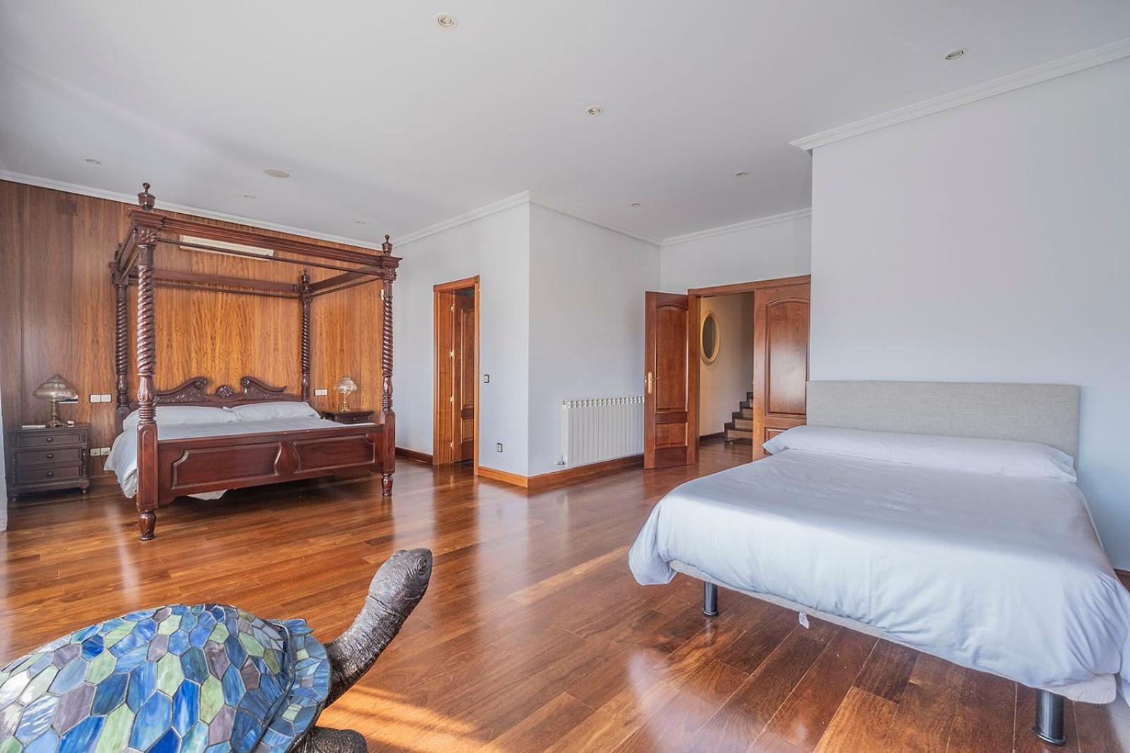 Mansion Con Jacuzzi A 40 Grados, Gran Piscina Y Padel Villa El Tiemblo Buitenkant foto