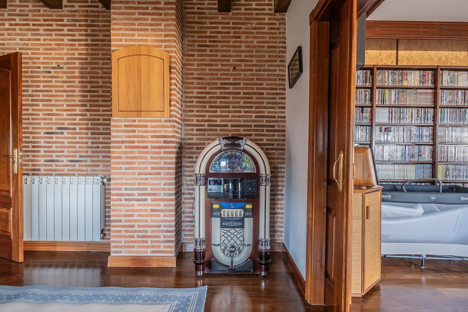 Mansion Con Jacuzzi A 40 Grados, Gran Piscina Y Padel Villa El Tiemblo Buitenkant foto