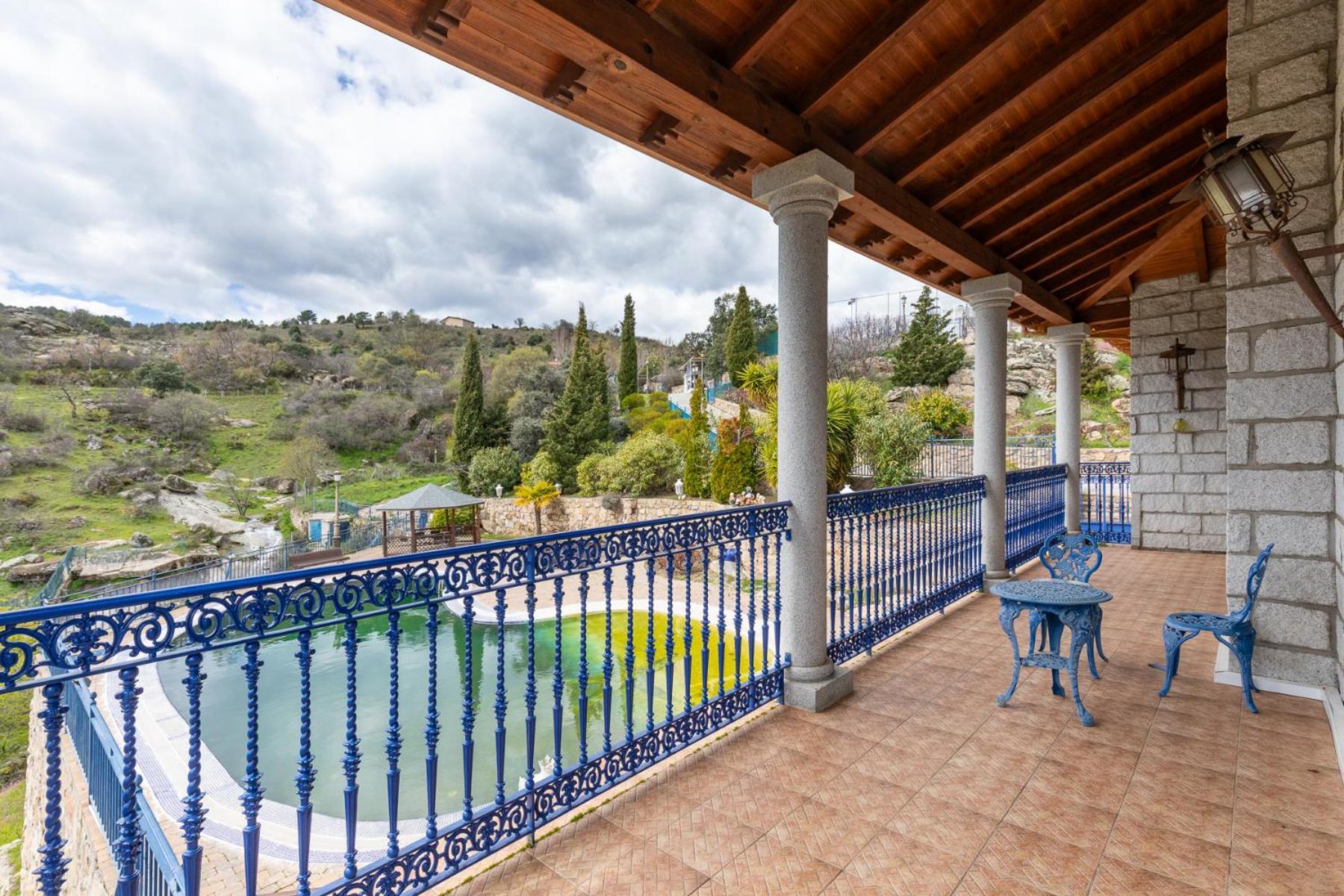 Mansion Con Jacuzzi A 40 Grados, Gran Piscina Y Padel Villa El Tiemblo Buitenkant foto