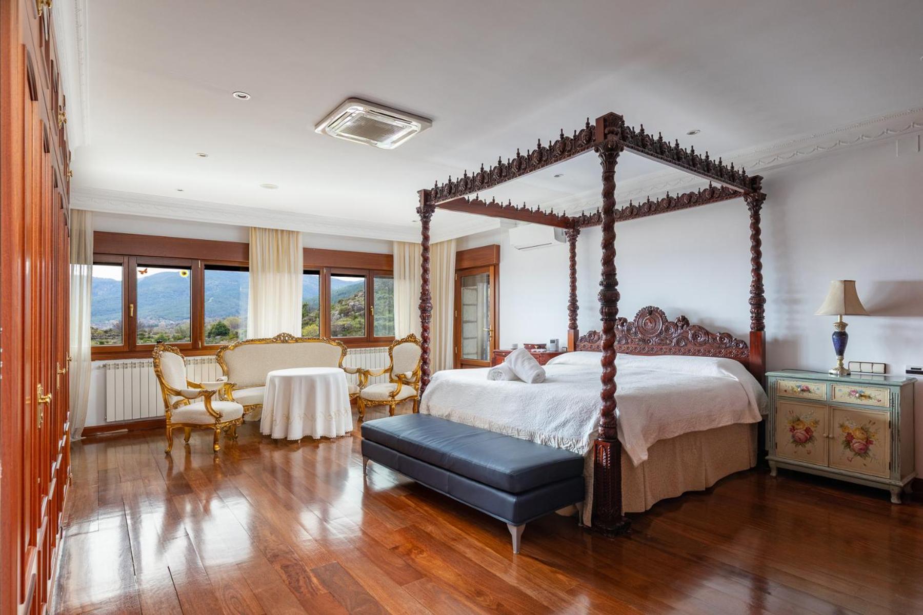 Mansion Con Jacuzzi A 40 Grados, Gran Piscina Y Padel Villa El Tiemblo Buitenkant foto